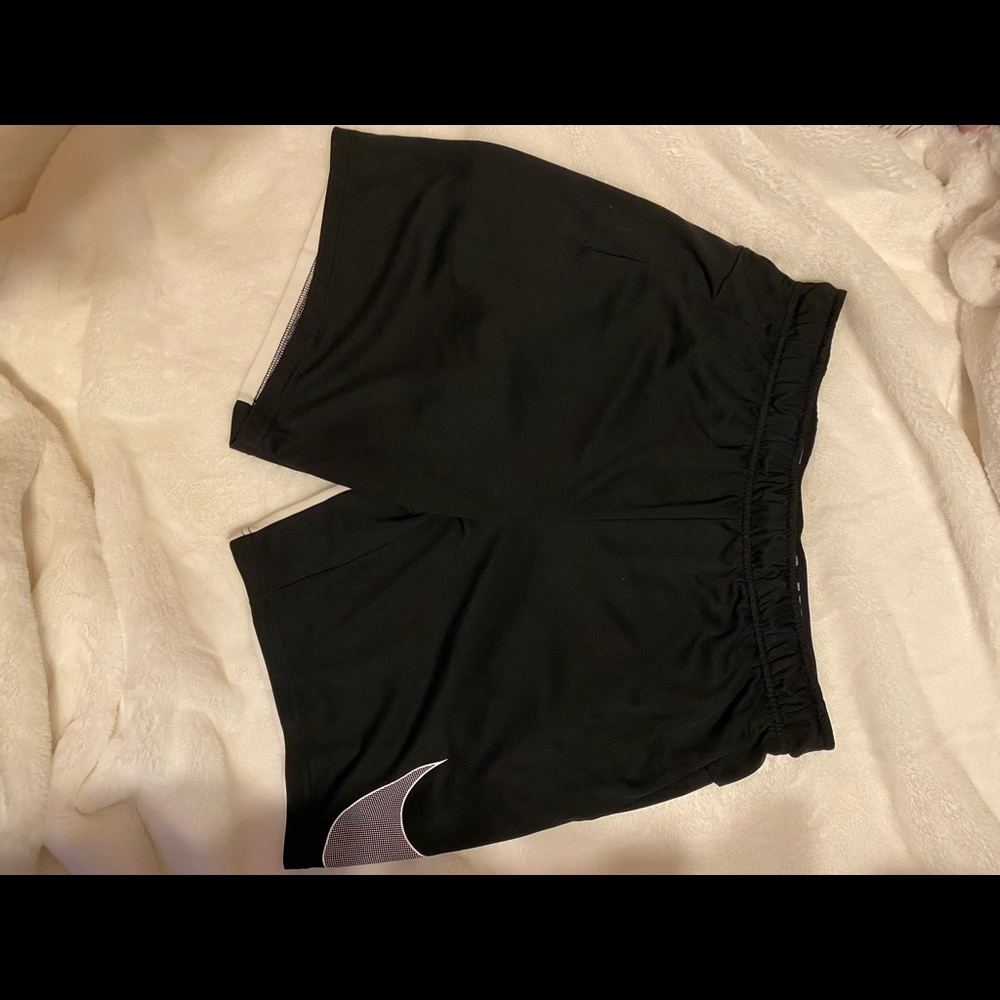 Nike men’s basketball shorts